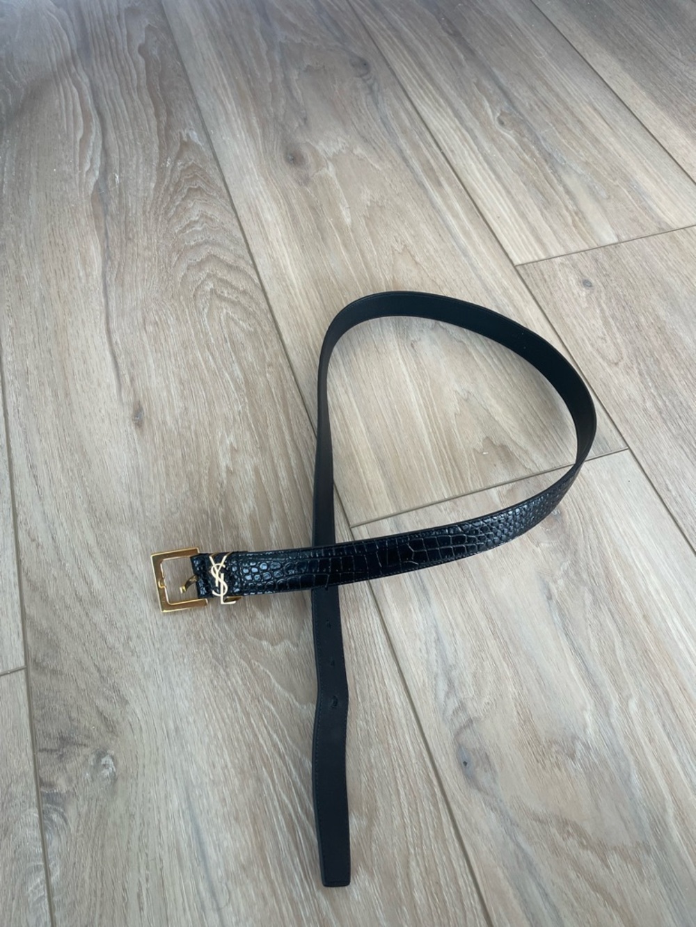 Saint Laurent Black Cassandre embellished croc-effect Leather Logo Buckle Belt - Picture 8 of 8